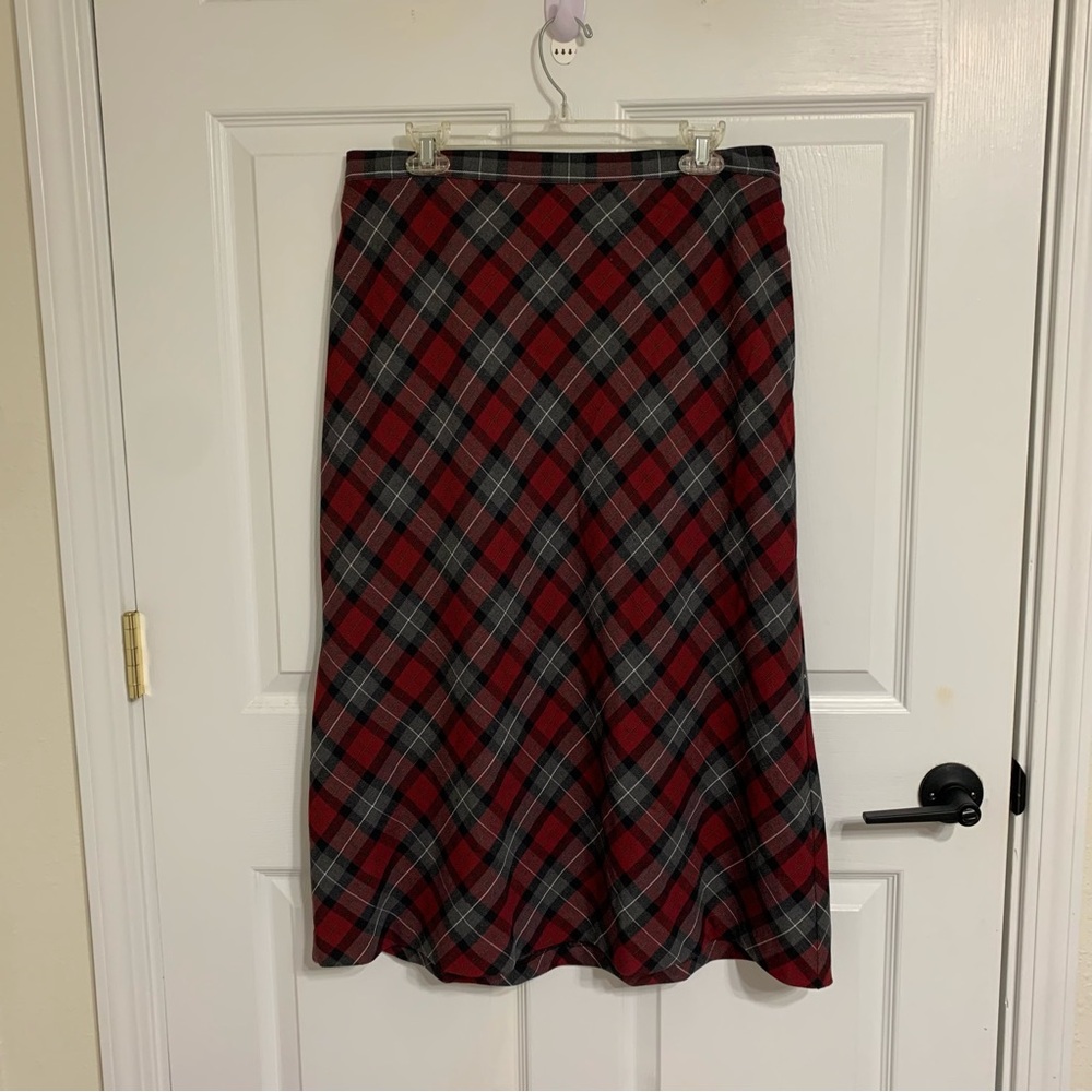 Sag Harbor Red Black Plaid Midi Skirt